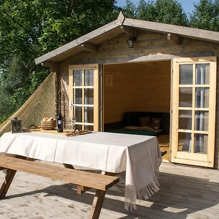 Island Dole Tiny House * Salaspils
